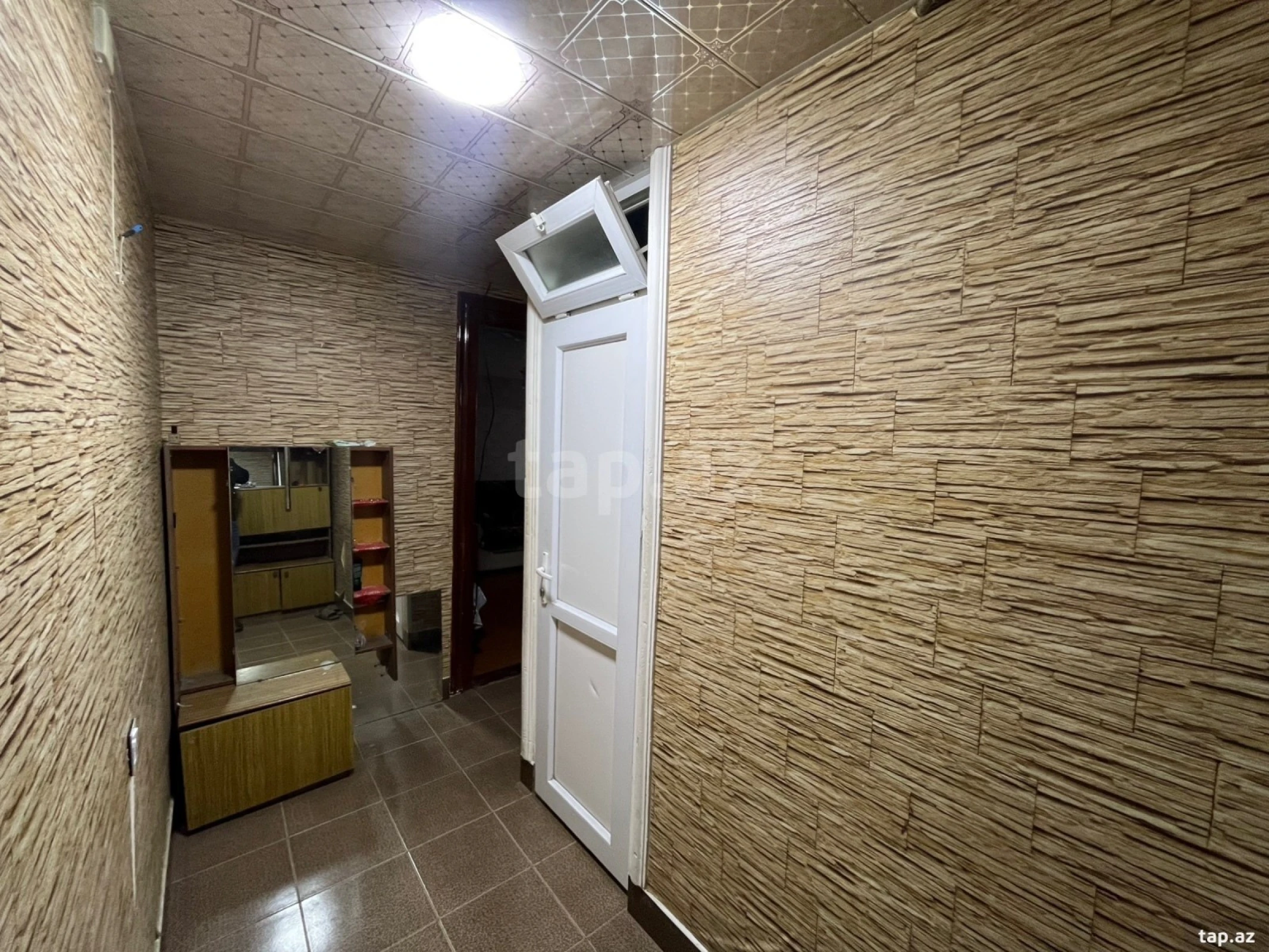 Kirayə verilir 2 otaqlı mənzil 60 m²
