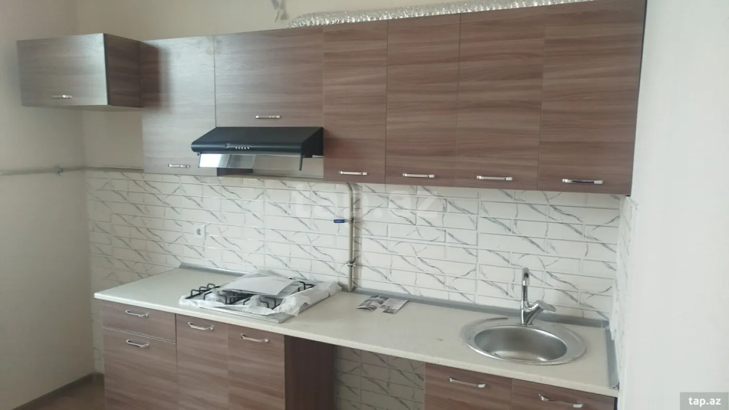 Kirayə verilir 3 otaqlı yeni tikili 73 m²