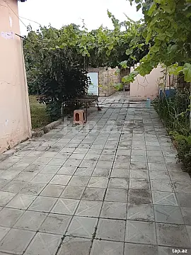 Satılır 4 otaqlı həyət evi