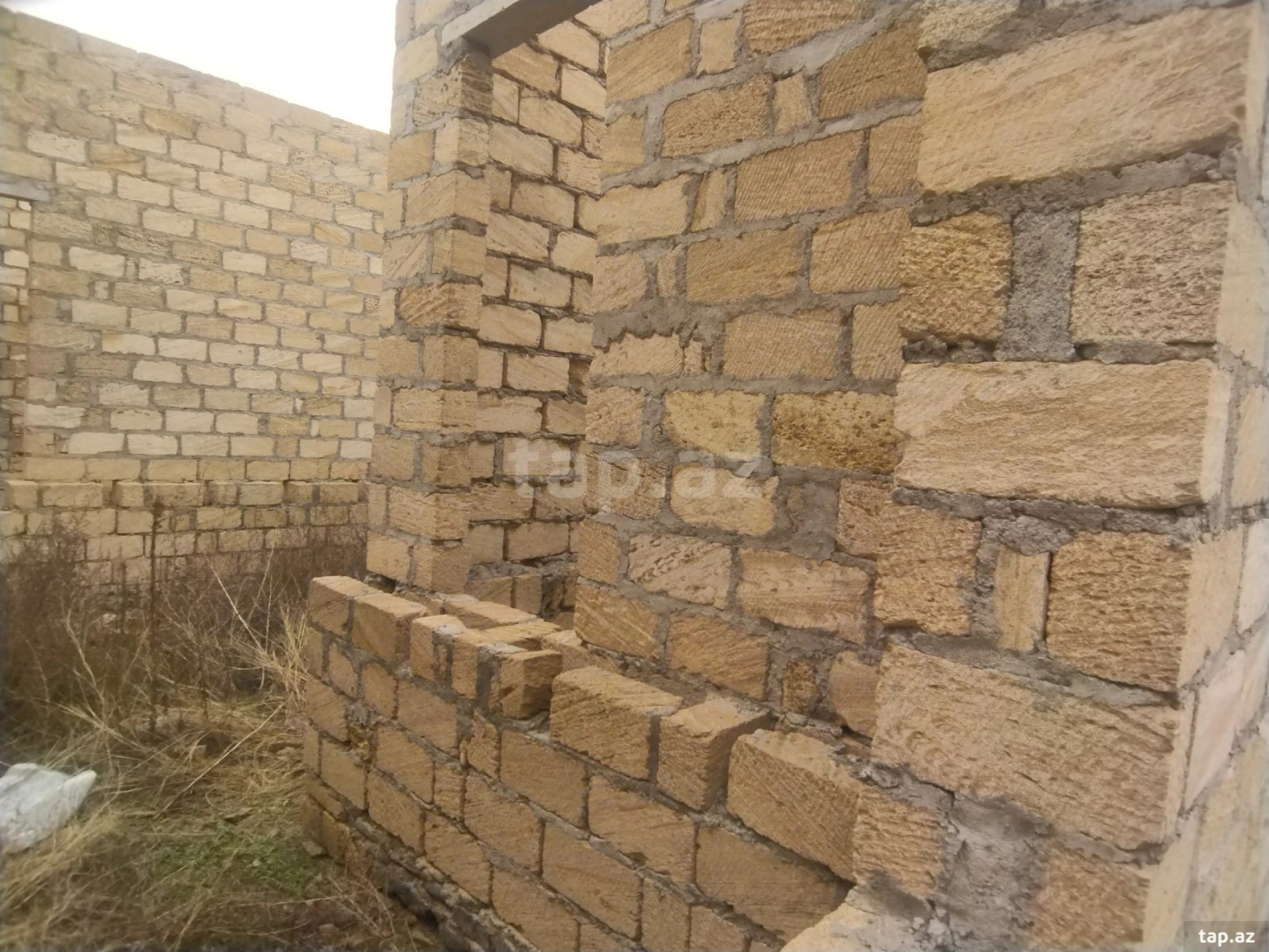 Satılır 3 otaqlı həyət evi