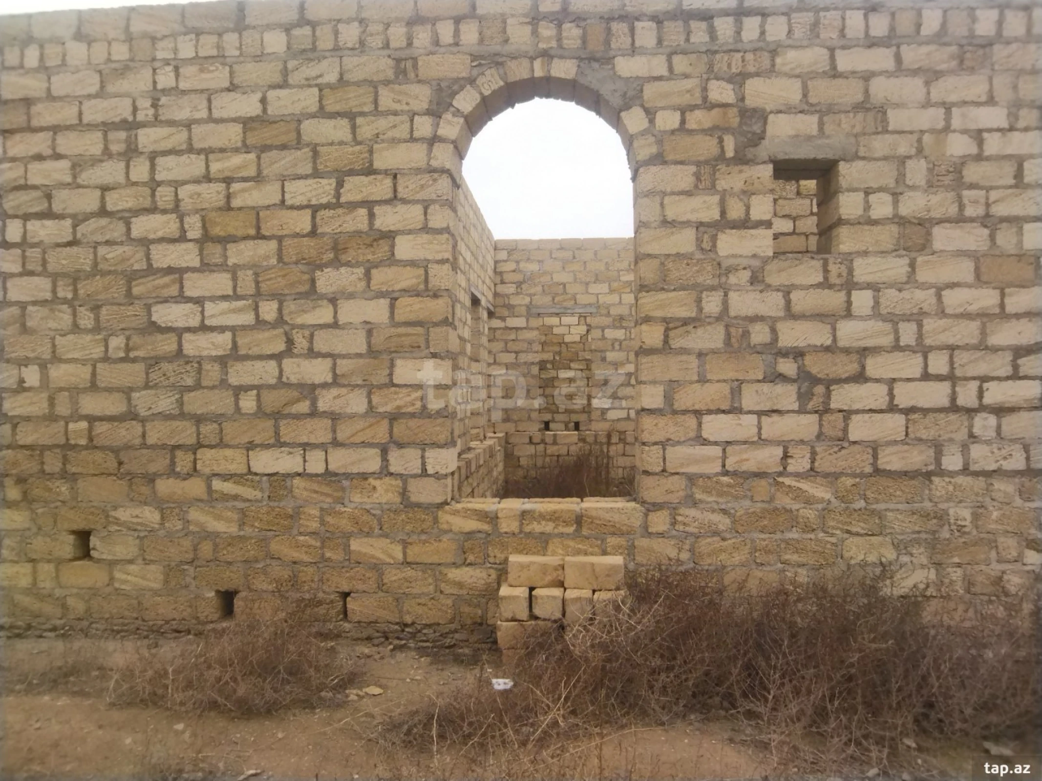 Satılır 3 otaqlı həyət evi