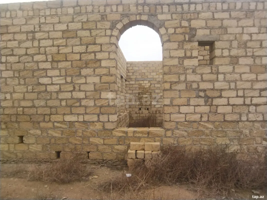 Satılır 3 otaqlı həyət evi