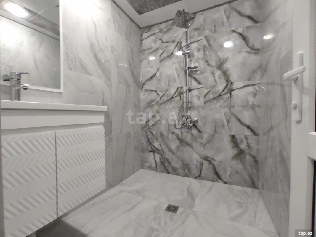 Satılır 3 otaqlı mənzil 75 m²