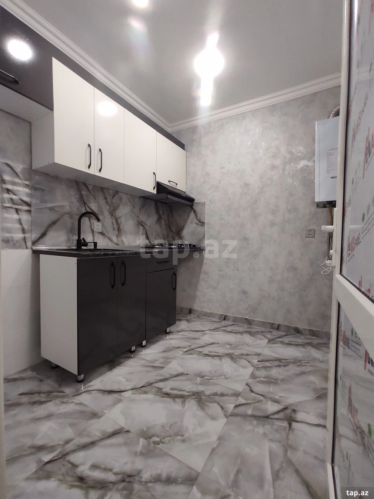 Satılır 3 otaqlı mənzil 75 m²