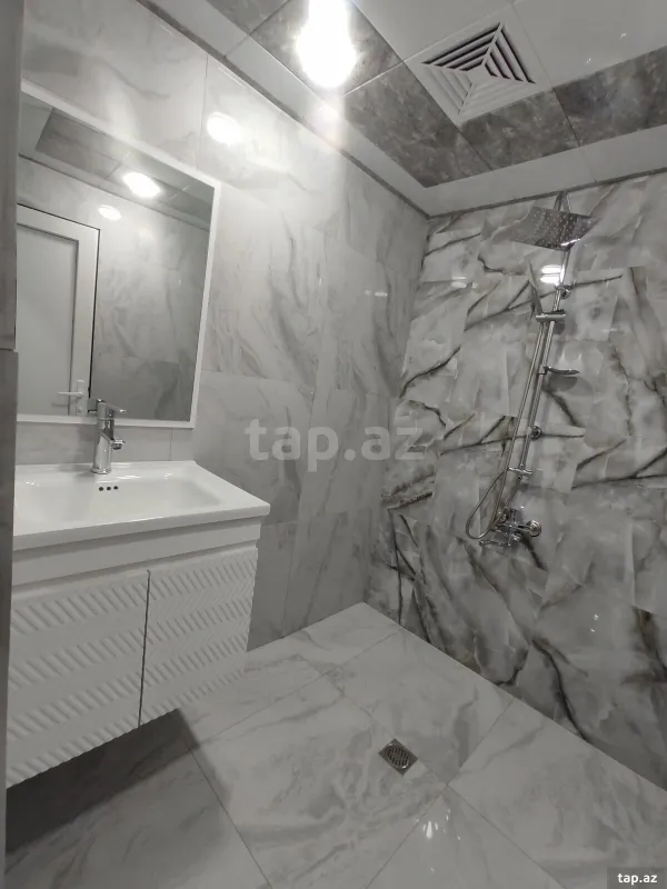 Satılır 3 otaqlı mənzil 75 m²