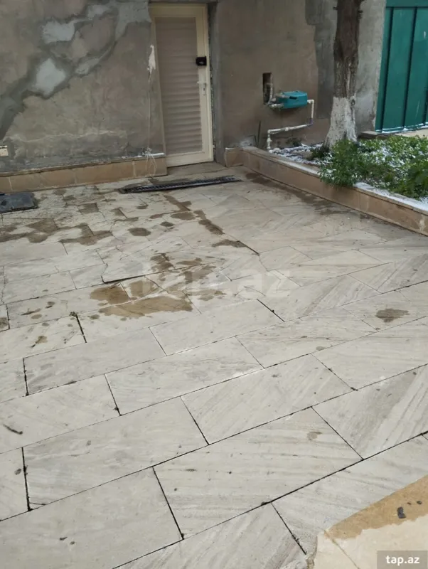 Kirayə verilir 4 otaqlı həyət evi