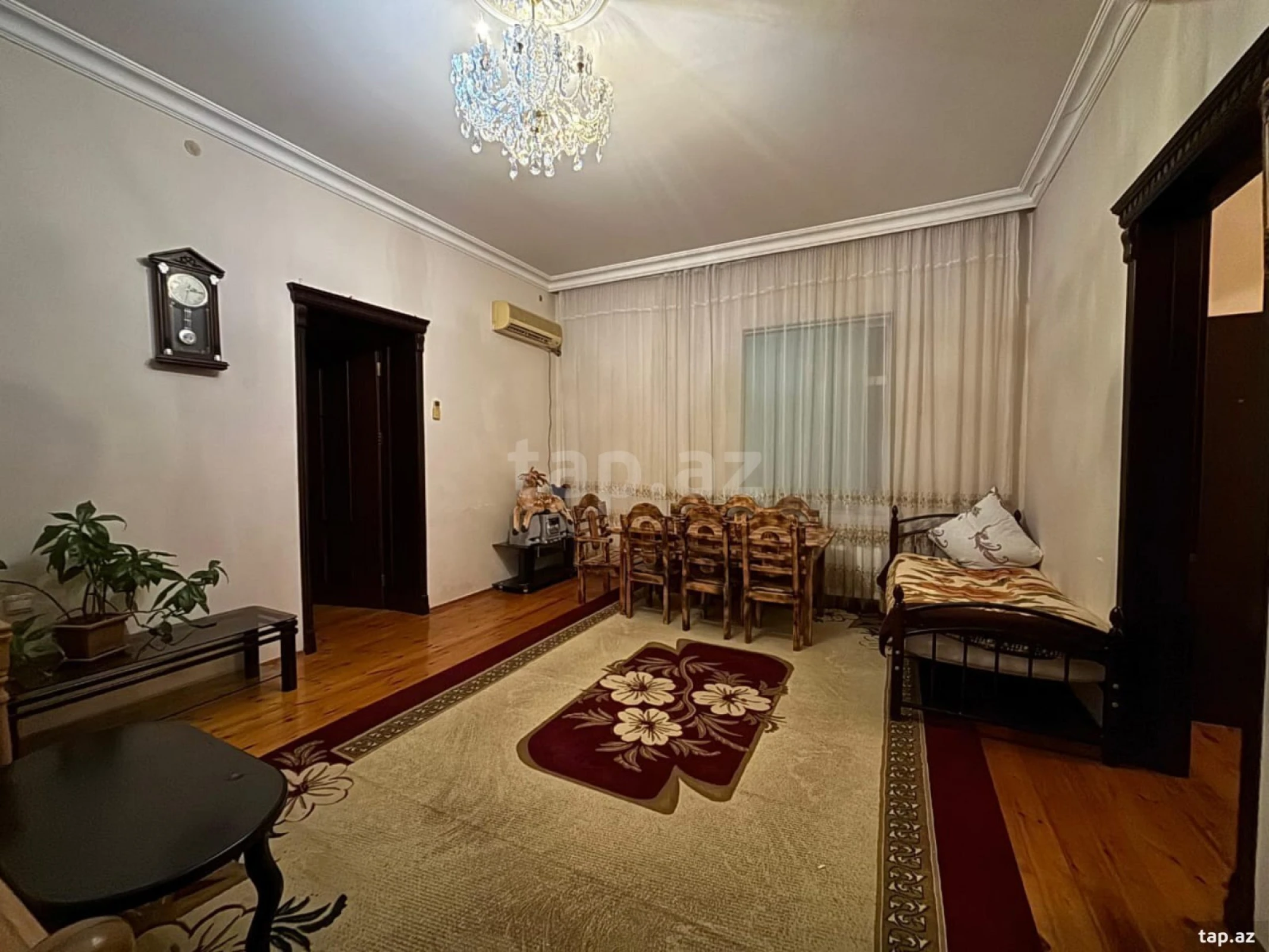 Kirayə verilir 4 otaqlı həyət evi