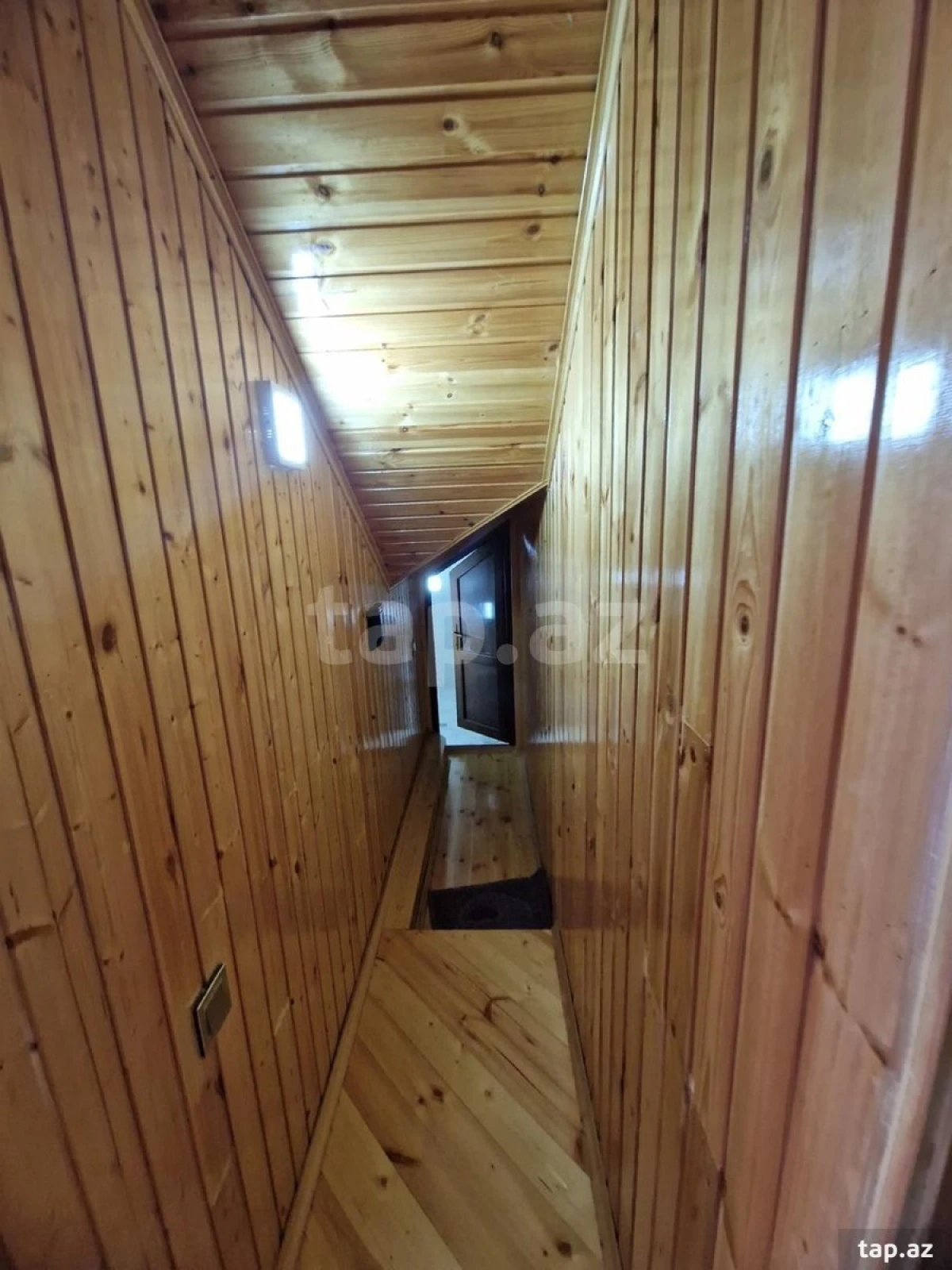 Satılır 7 otaqlı həyət evi