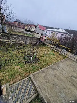 Satılır 7 otaqlı həyət evi