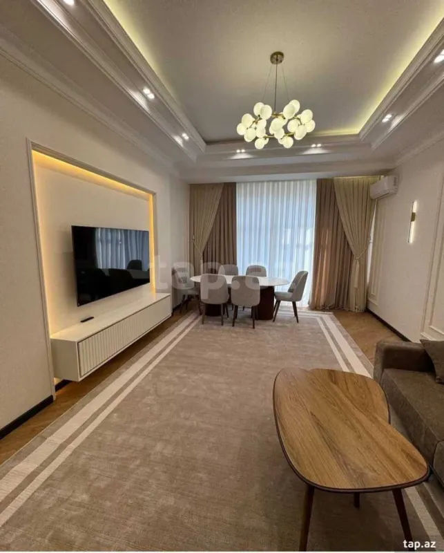 Kirayə verilir 3 otaqlı yeni tikili 140 m²