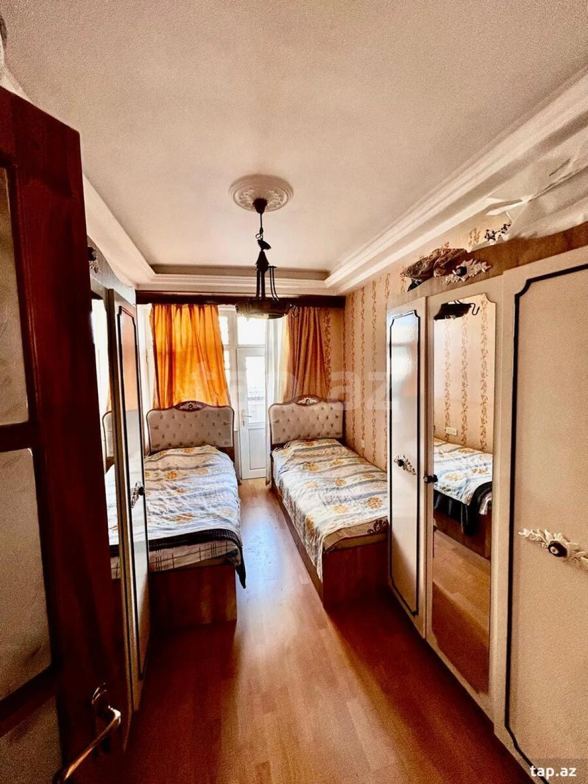 Satılır 2 otaqlı mənzil 55 m²
