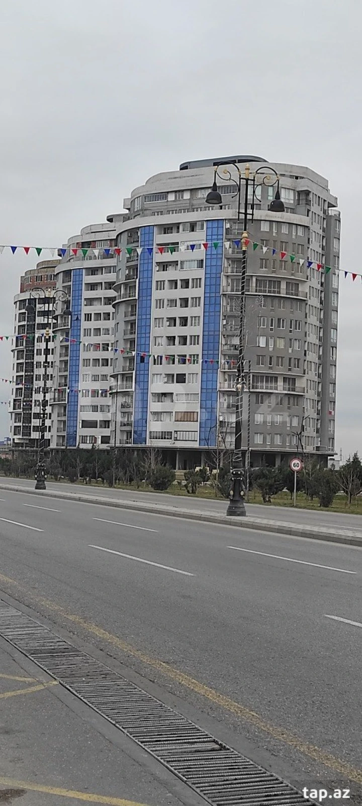 Satılır 4 otaqlı yeni tikili 113.1 m²