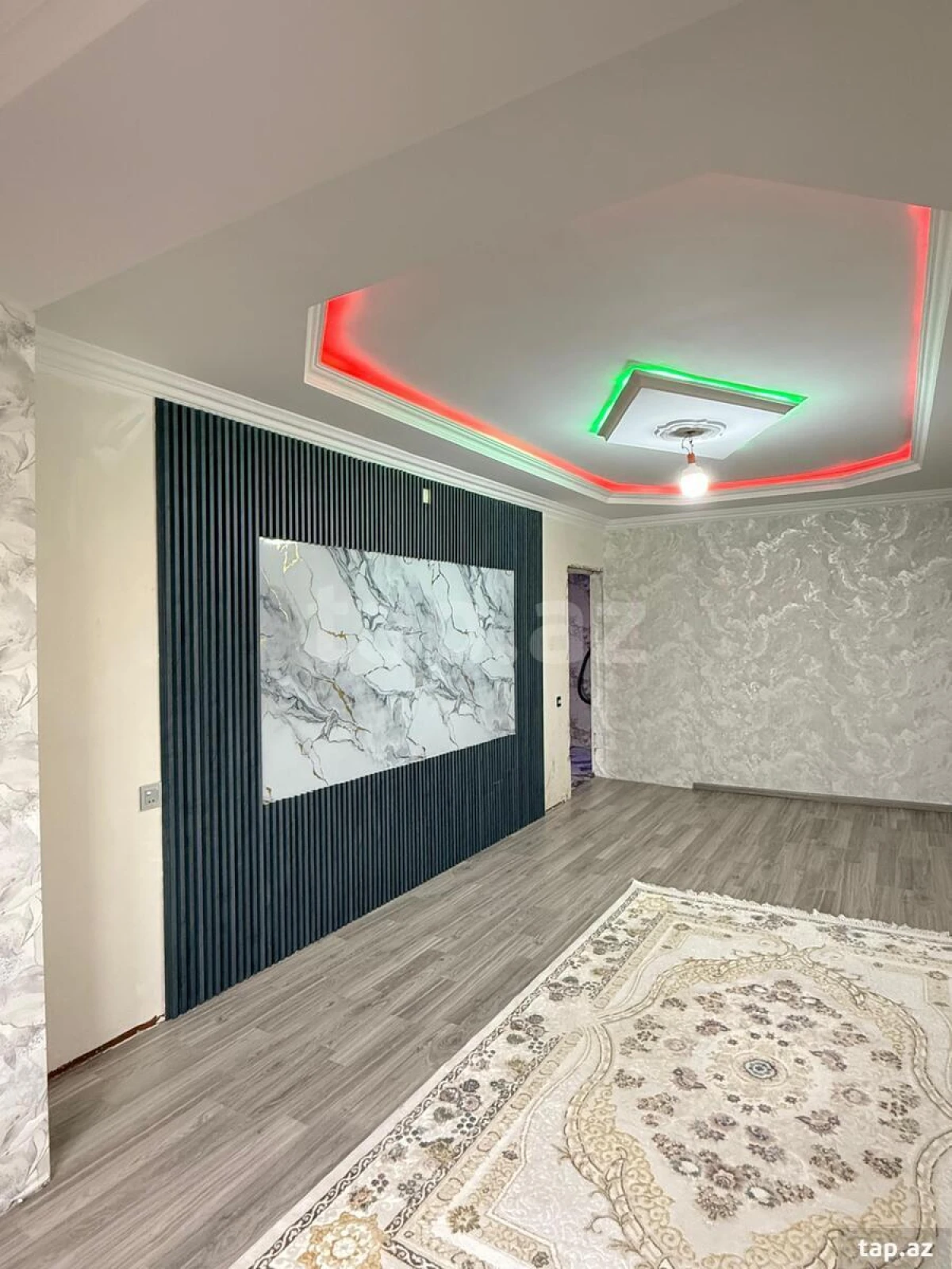 Satılır 3 otaqlı mənzil 93 m²