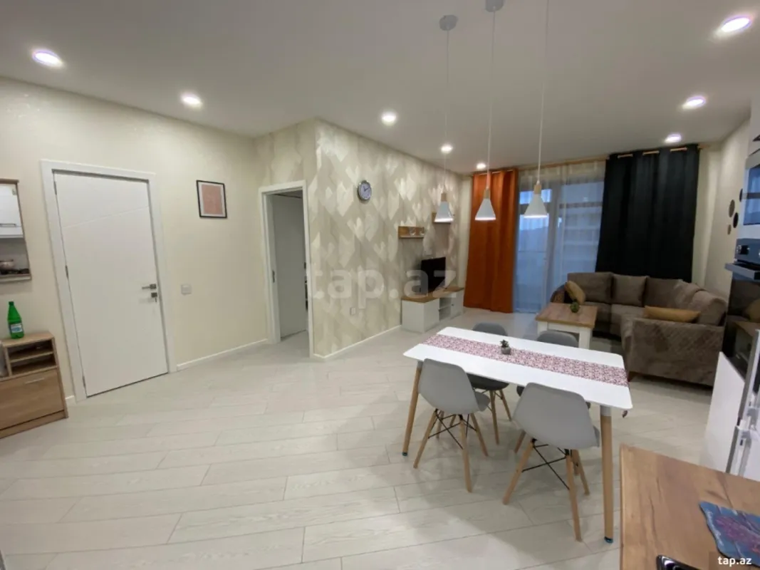 Kirayə verilir 2 otaqlı yeni tikili 65 m²