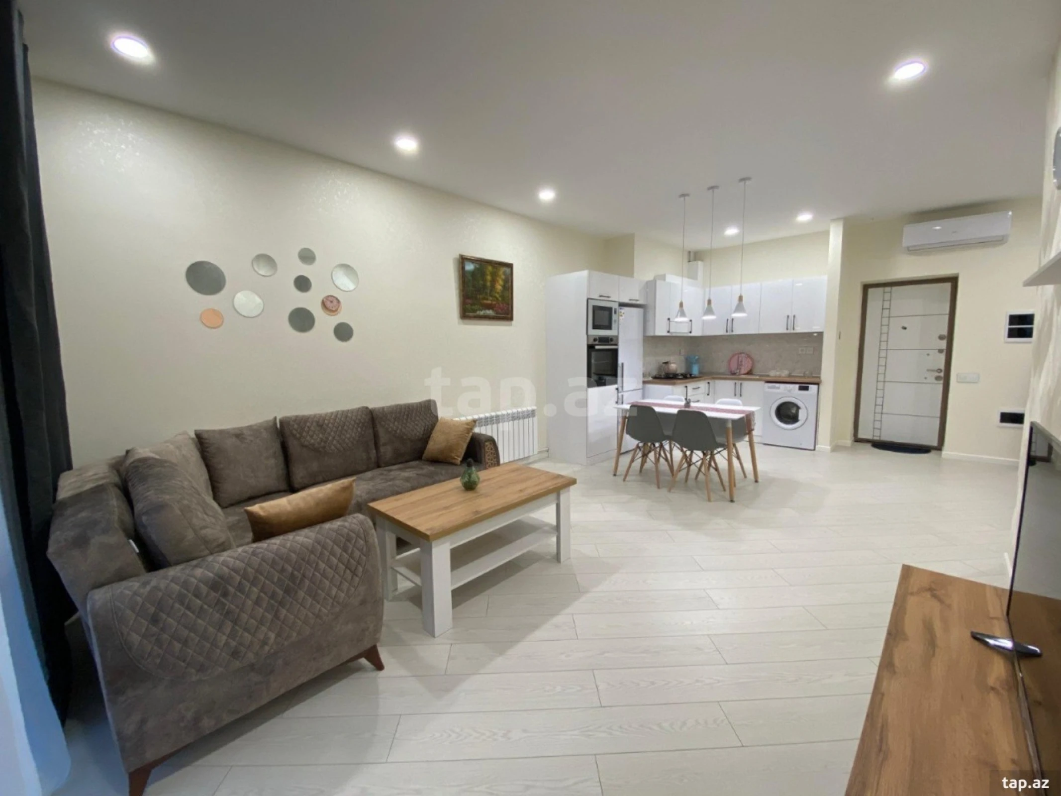 Kirayə verilir 2 otaqlı yeni tikili 65 m²