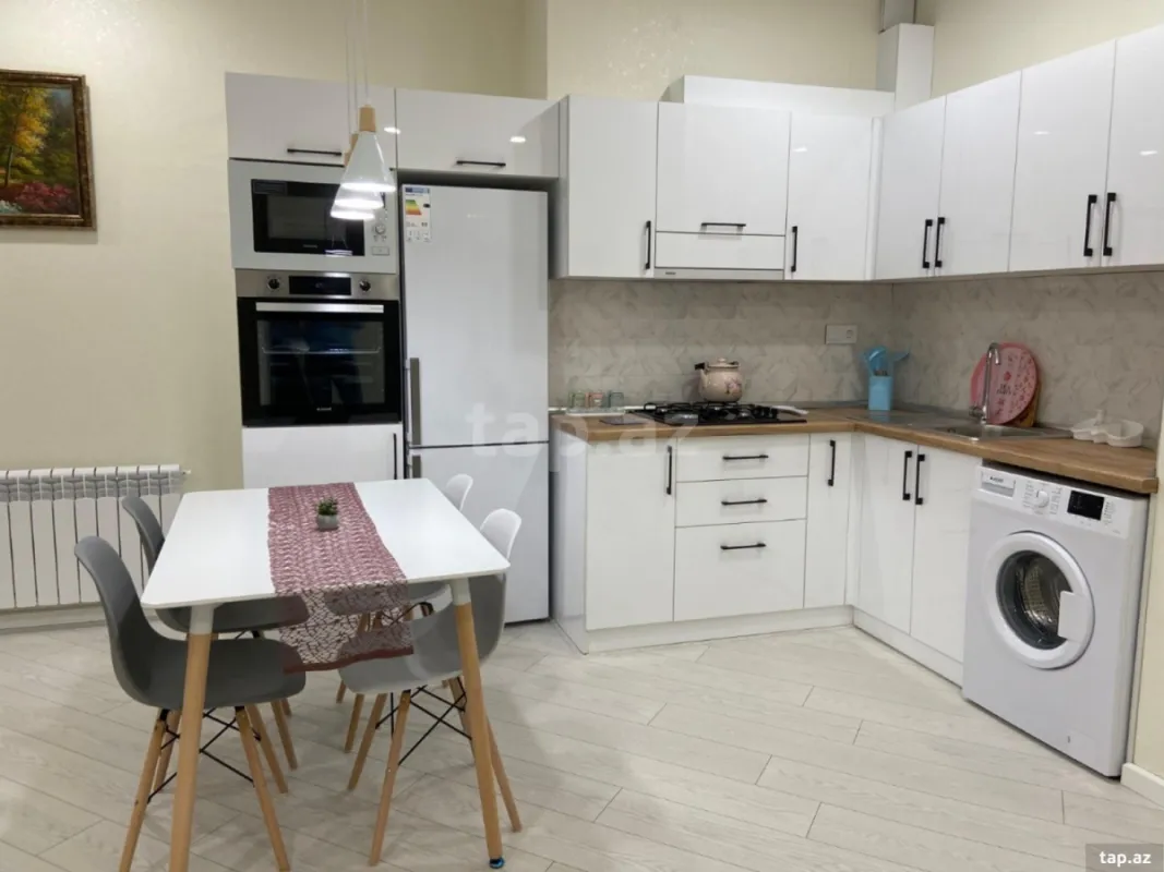 Kirayə verilir 2 otaqlı yeni tikili 65 m²