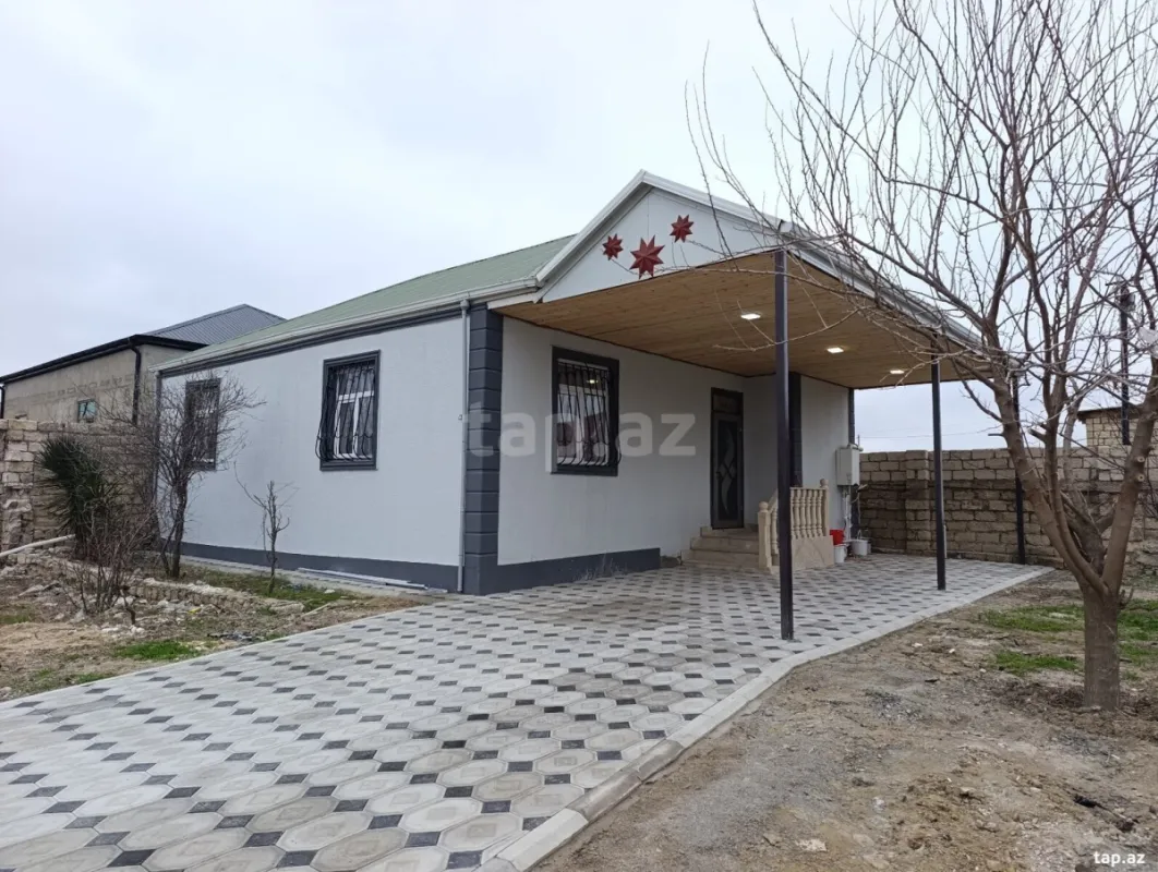 Satılır 3 otaqlı həyət evi