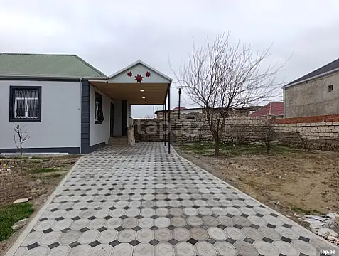 Satılır 3 otaqlı həyət evi