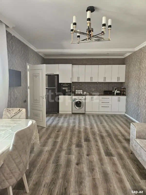 Satılır 5 otaqlı həyət evi
