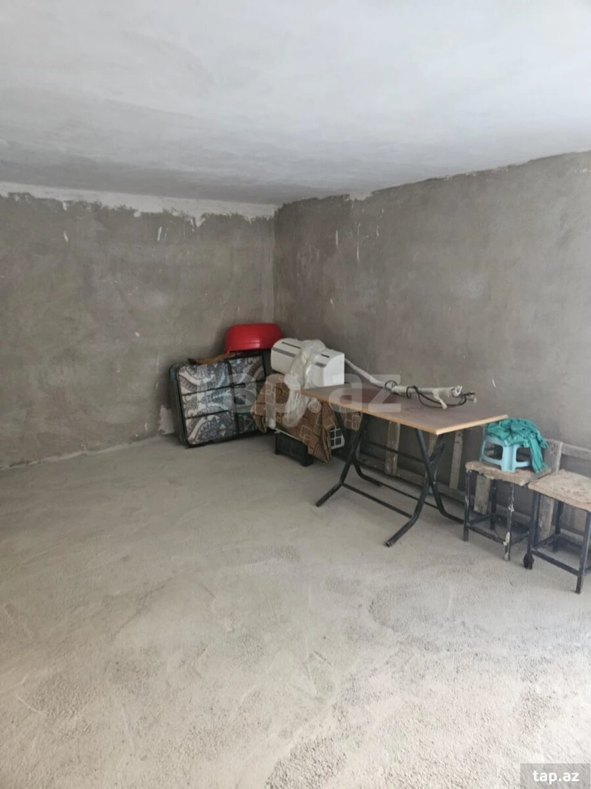 Satılır 5 otaqlı həyət evi