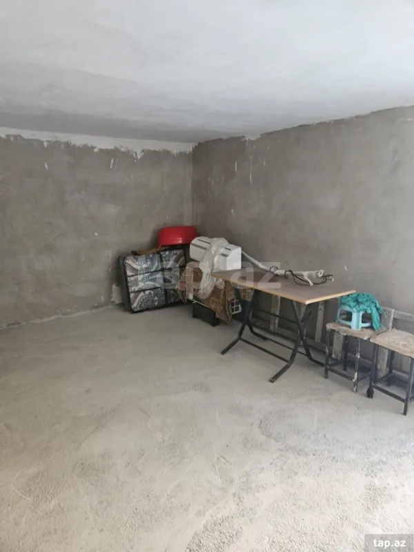 Satılır 5 otaqlı həyət evi