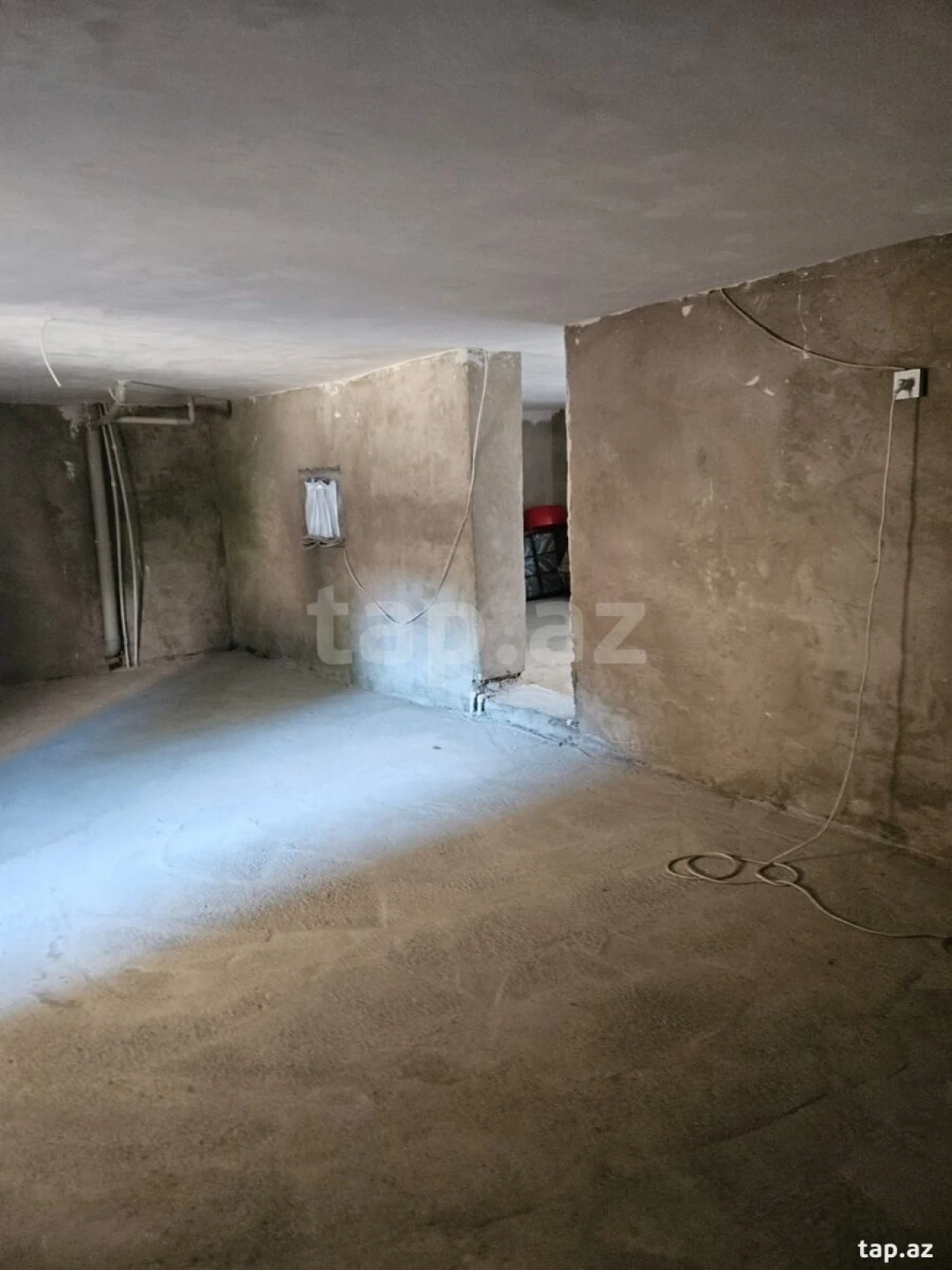 Satılır 5 otaqlı həyət evi