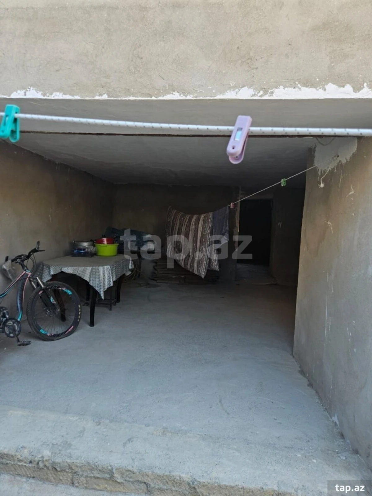 Satılır 5 otaqlı həyət evi
