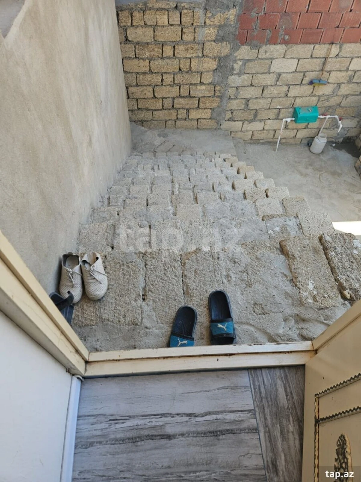 Satılır 5 otaqlı həyət evi