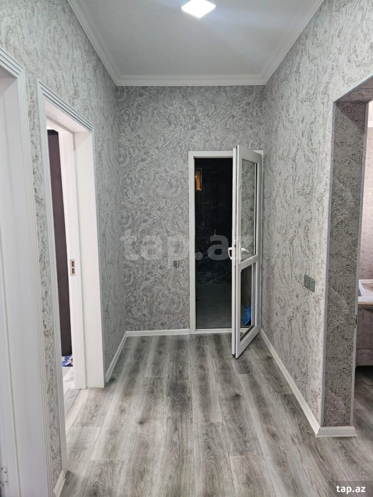 Satılır 5 otaqlı həyət evi