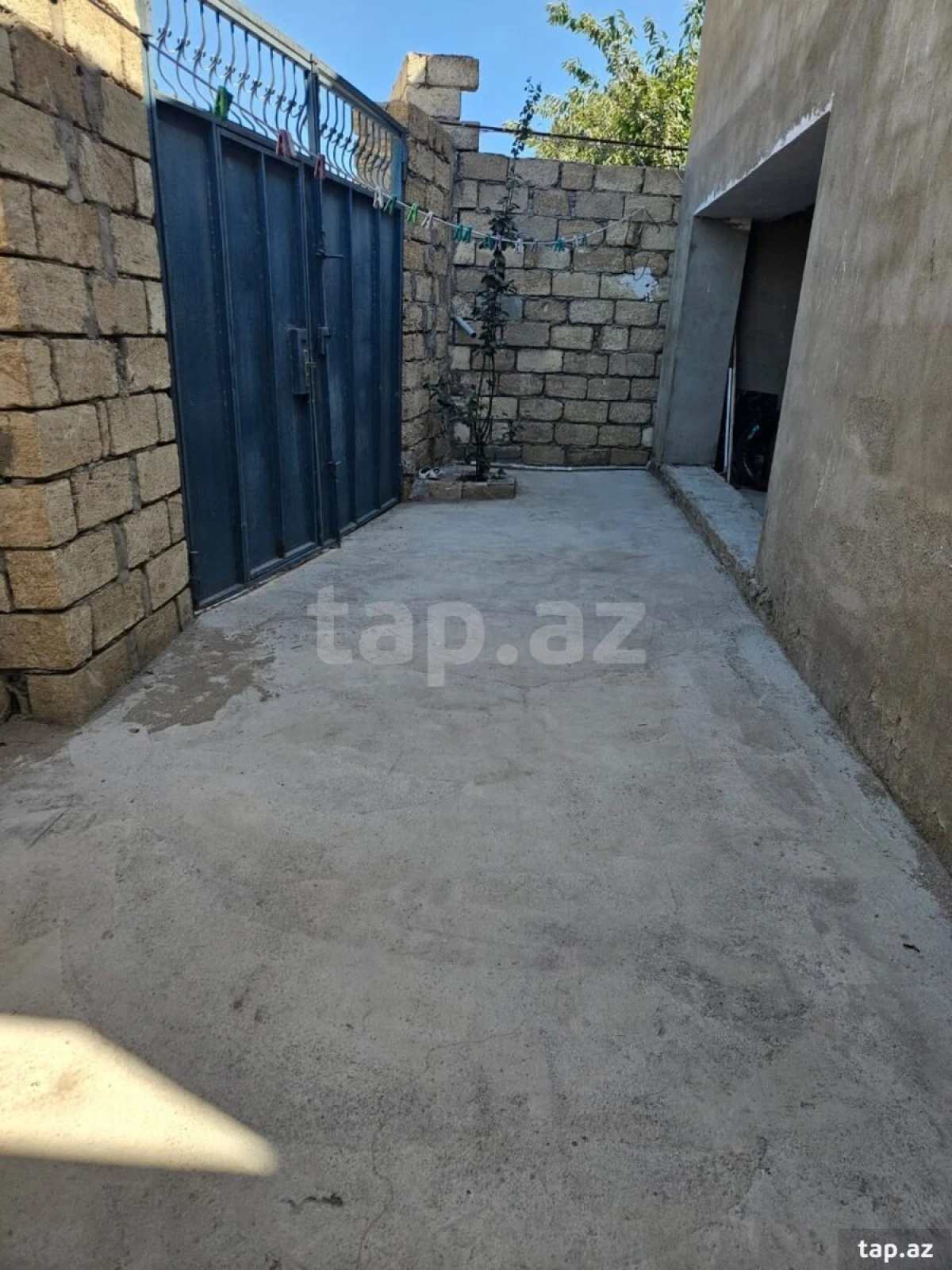 Satılır 5 otaqlı həyət evi