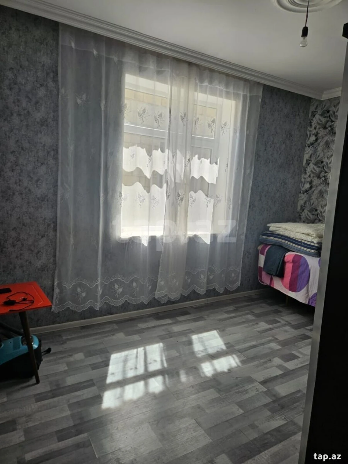 Satılır 5 otaqlı həyət evi