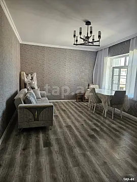 Satılır 5 otaqlı həyət evi