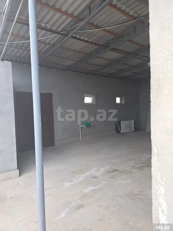 Satılır 4 otaqlı həyət evi 180 m²