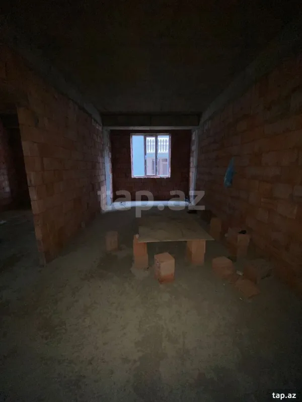 Satılır 1 otaqlı yeni tikili 43 m²