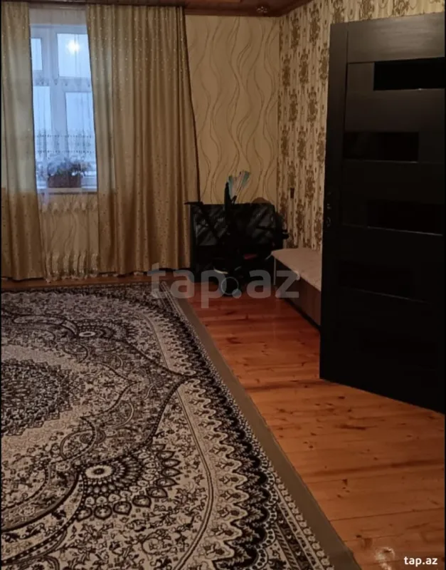 Satılır 3 otaqlı həyət evi