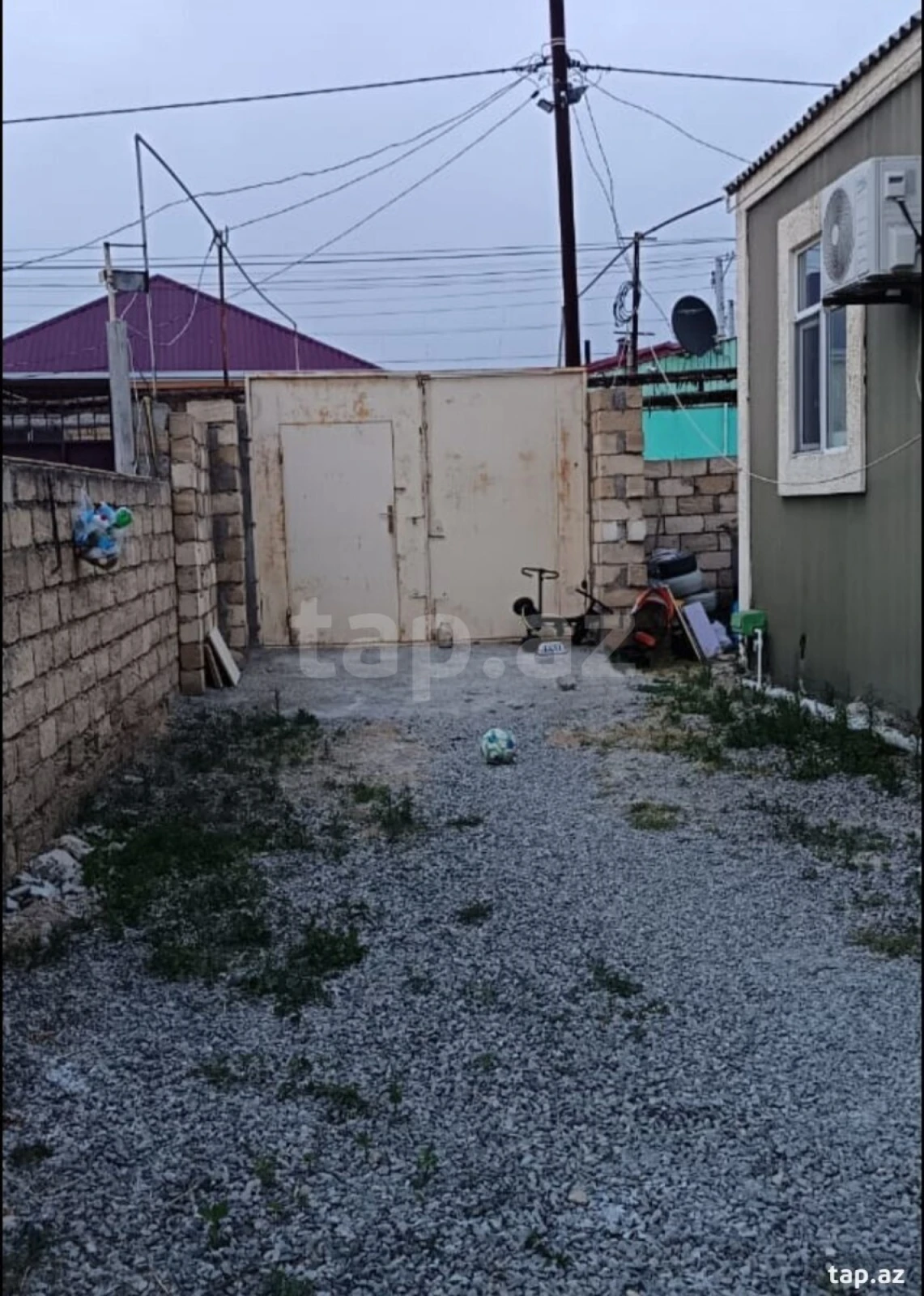 Satılır 3 otaqlı həyət evi