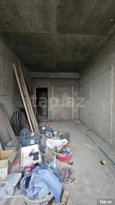 Satılır 3 otaqlı yeni tikili 100 m²