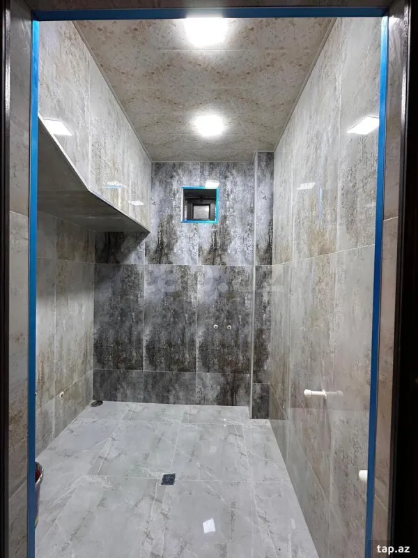 Satılır 5 otaqlı həyət evi