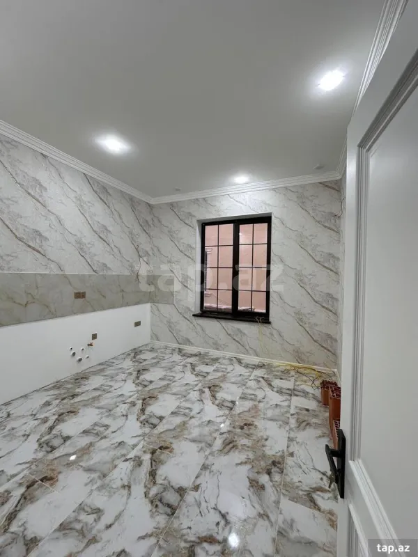 Satılır 5 otaqlı həyət evi