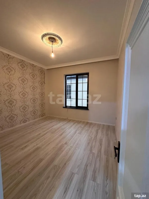 Satılır 5 otaqlı həyət evi