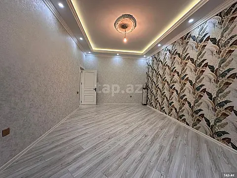 Satılır 5 otaqlı həyət evi