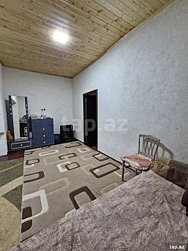 Satılır 4 otaqlı həyət evi