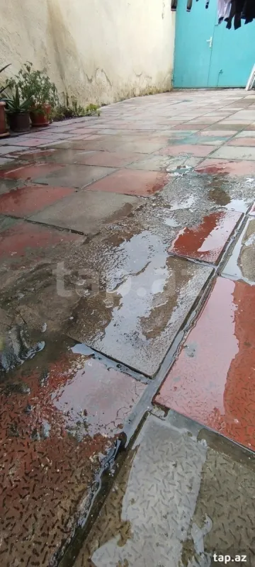 Satılır 4 otaqlı həyət evi