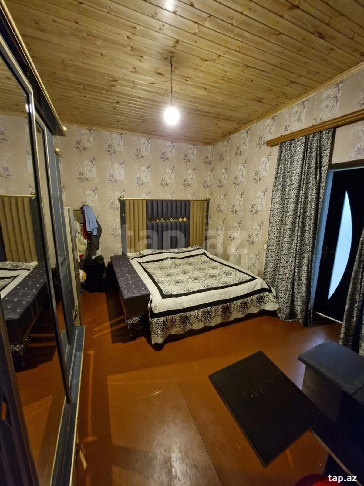 Satılır 4 otaqlı həyət evi