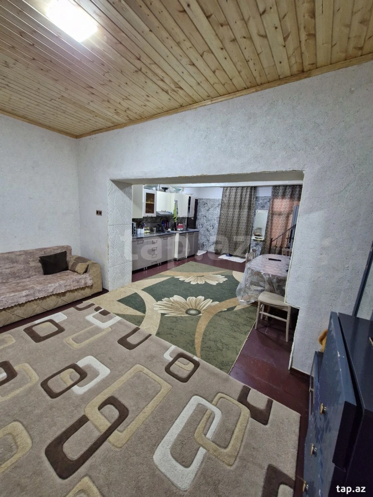 Satılır 4 otaqlı həyət evi