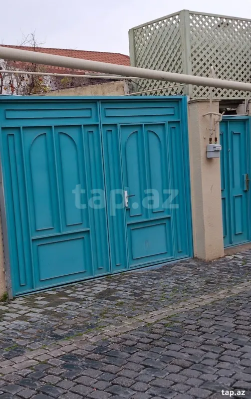 Satılır 4 otaqlı həyət evi