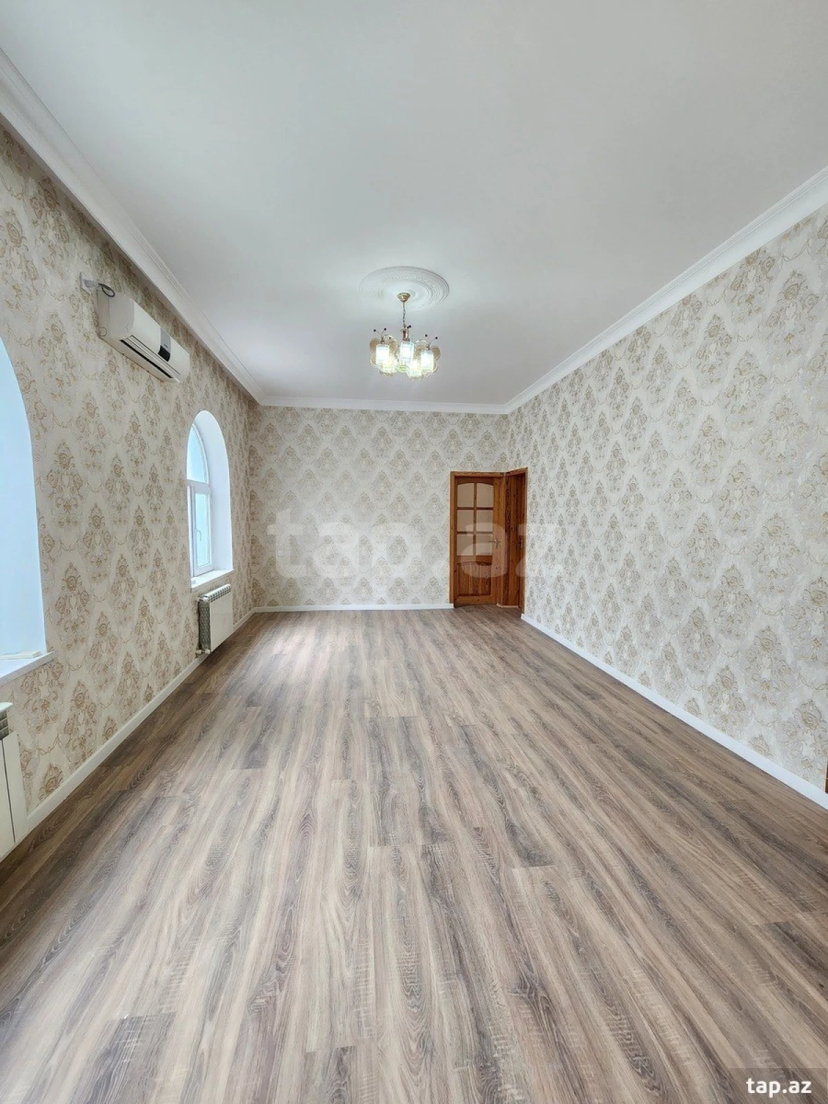 Satılır 4 otaqlı həyət evi