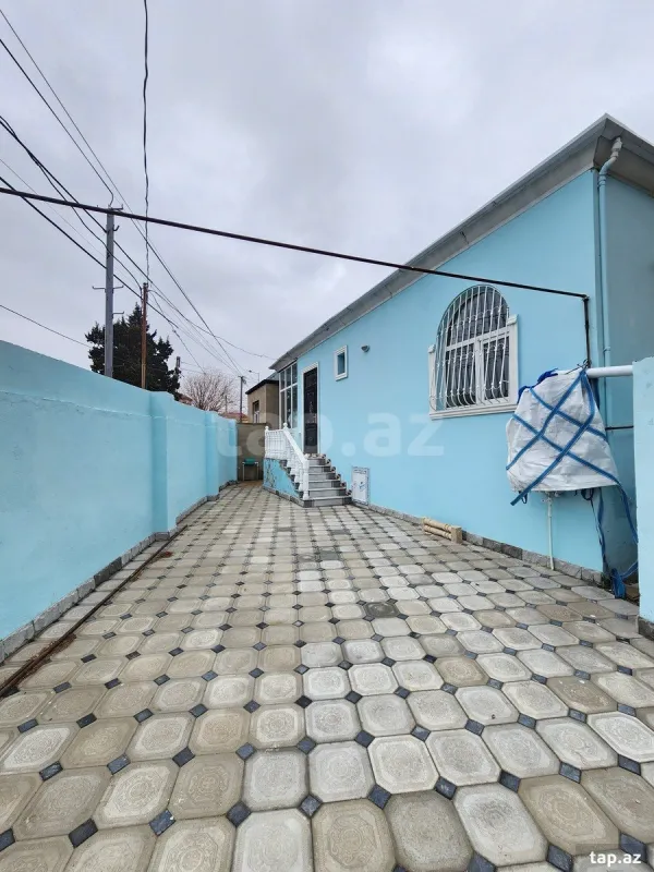Satılır 4 otaqlı həyət evi