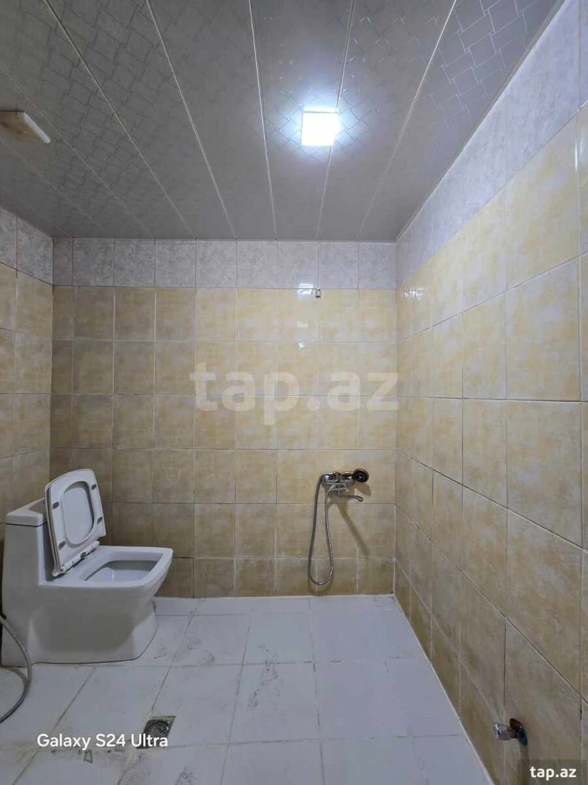 Satılır 2 otaqlı yeni tikili 50 m²