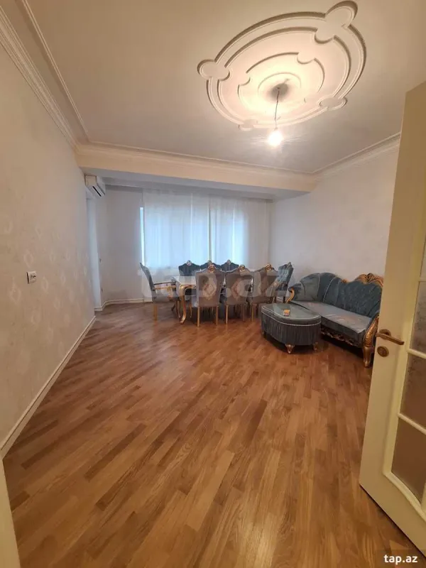 Satılır 3 otaqlı yeni tikili 135 m²